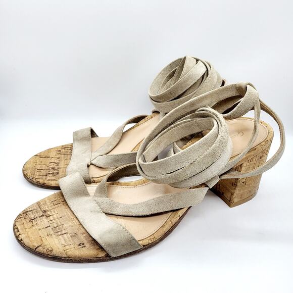 Gianvito Rossi Janis Beige Suede Wrap-Around Sandals Women's Size 7 (US) 37.5 - Picture 3 of 10